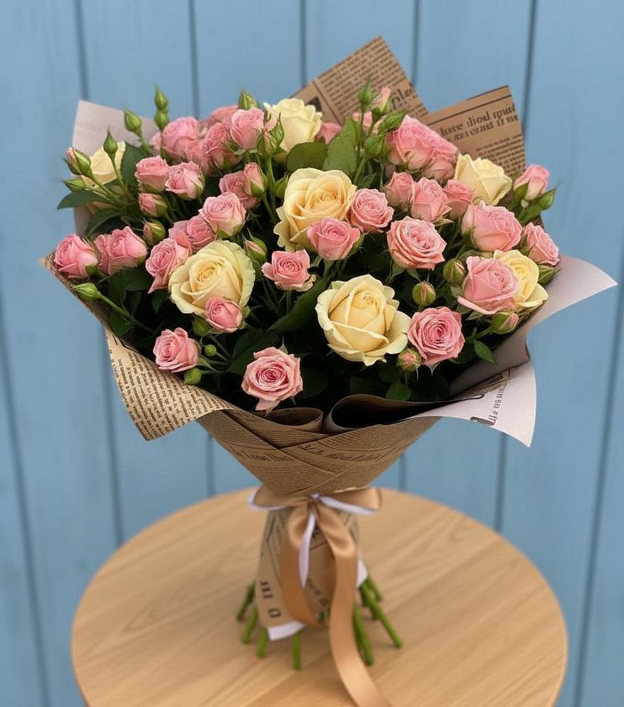 Букет цветов из: Розы в Шумерле