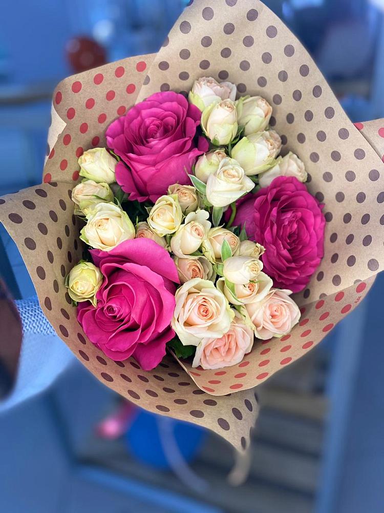 Букет цветов из: Розы в Шумерле