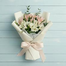 Букет цветов из:  Альстромерии в Шумерле