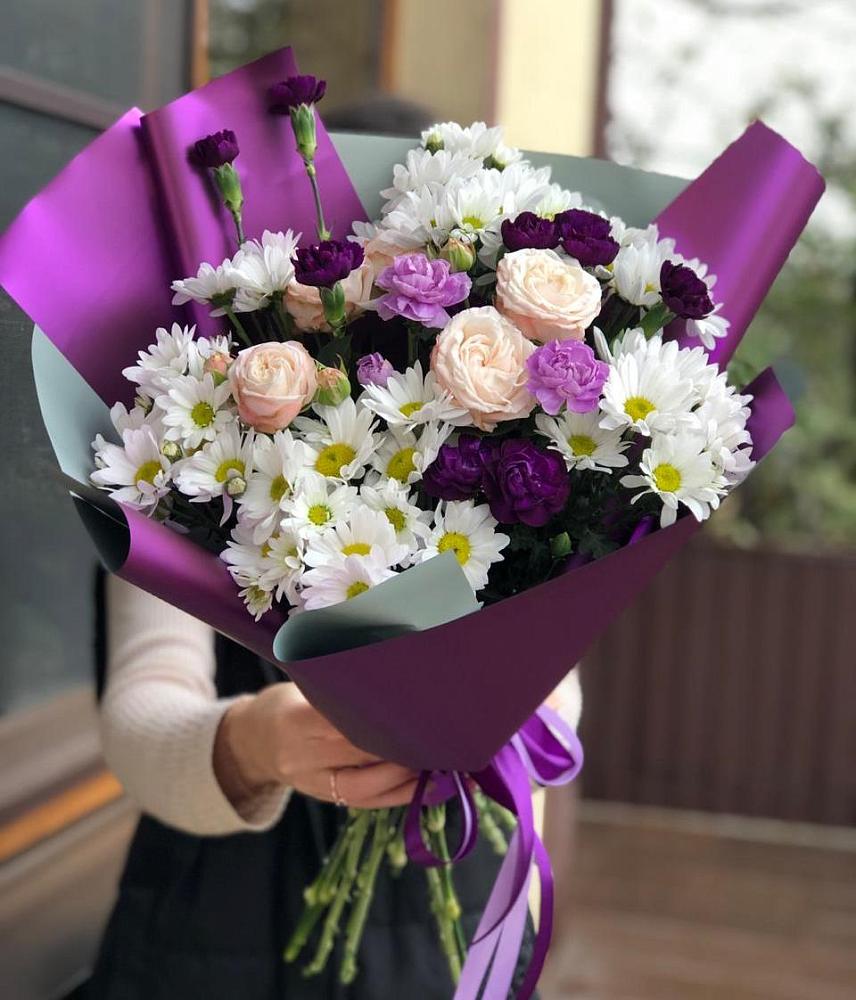 Букет цветов из: Хризантемы, Гвоздики и Розы в Шумерле