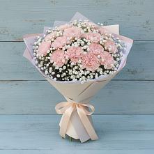 Букет цветов из:  Гвоздики в Шумерле