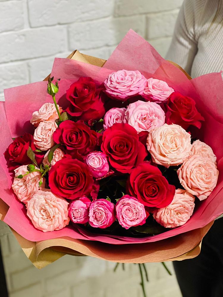 Букет цветов из: Розы в Шумерле