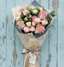 Букет цветов из:  Розы в Шумерле