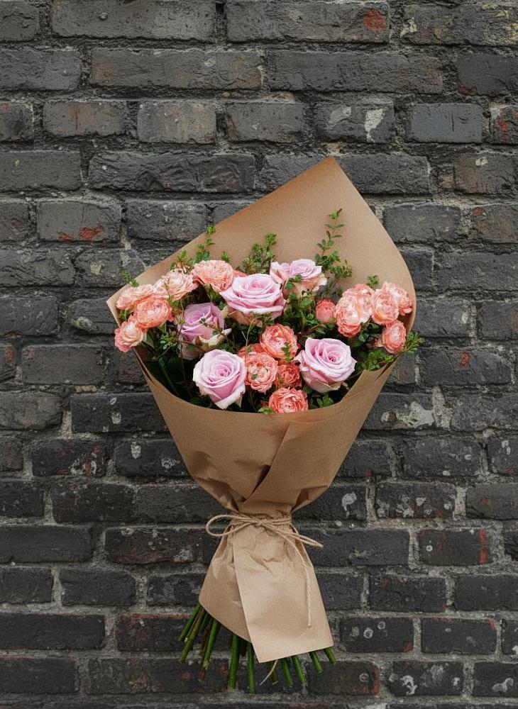 Букет цветов из: Розы в Шумерле