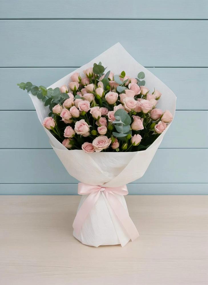 Букет цветов из: Розы в Шумерле