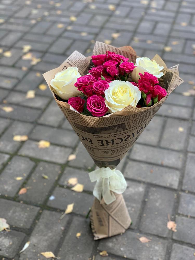 Букет цветов из: Розы в Шумерле