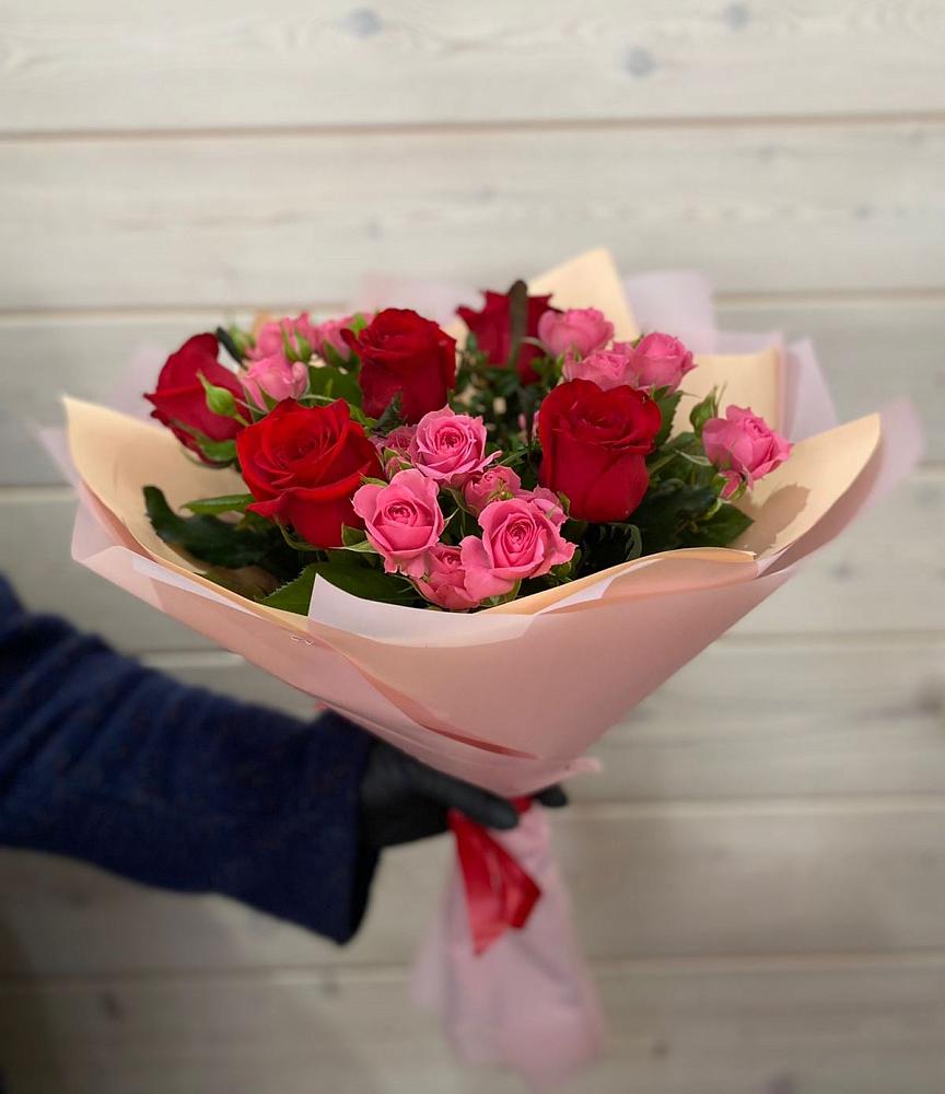 Букет цветов из: Розы в Шумерле