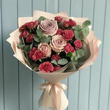 Букет цветов из:  Гвоздики и Розы в Шумерле