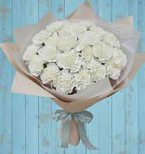 Букет цветов из:  Гвоздики в Шумерле