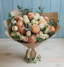 Букет цветов из:  Альстромерии и Розы в Шумерле