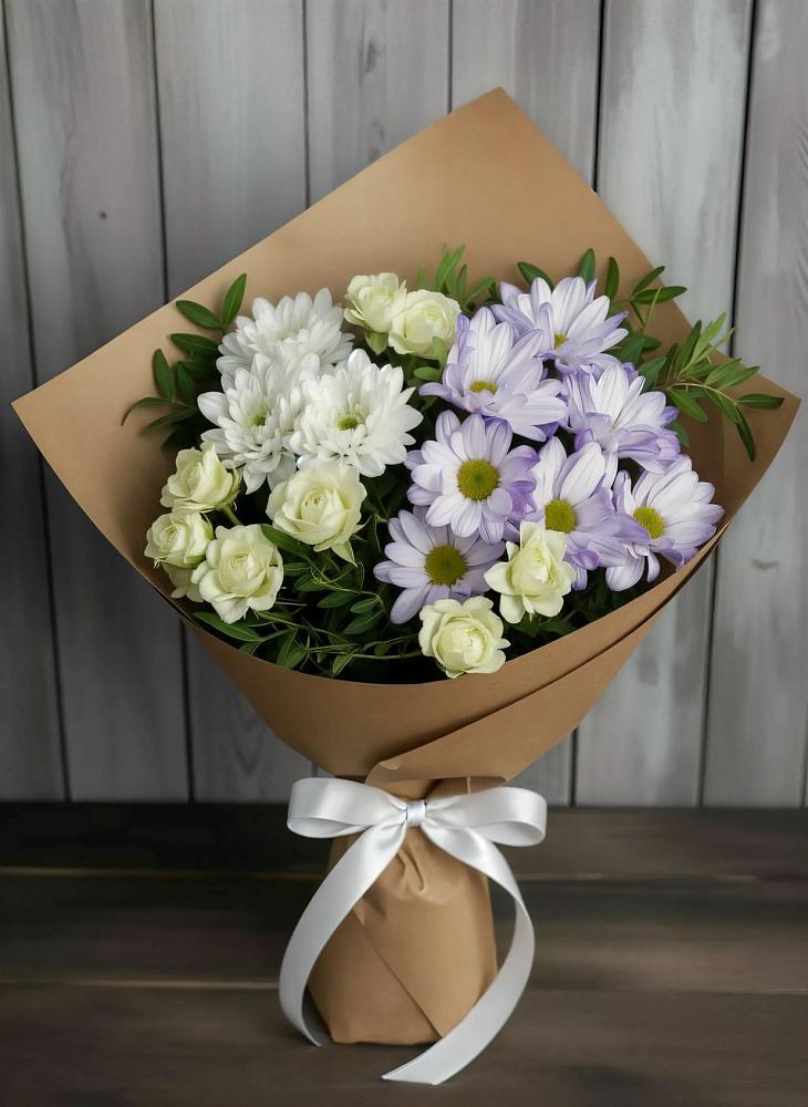 Букет цветов из: Хризантемы и Розы в Шумерле